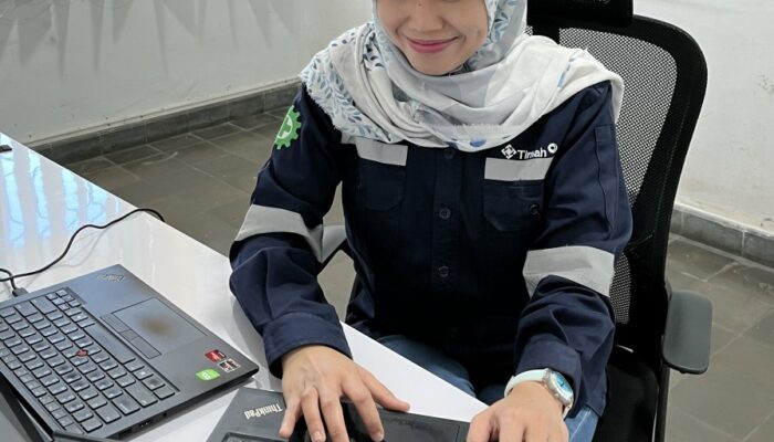 Menembus Batas di Dunia Metalurgi, Perjalanan  Eka Widiastuti di TSL Ausmelt PT TIMAH