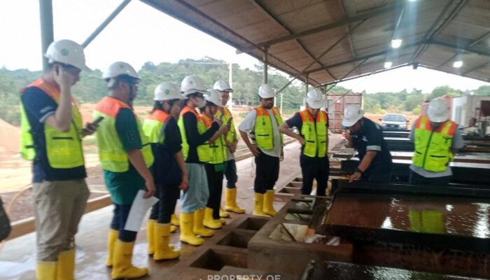 PT TIMAH Ajak Investor Intip Langsung Proses Bisnis, Susuri Tambang Hingga Pabrik Pengolahan