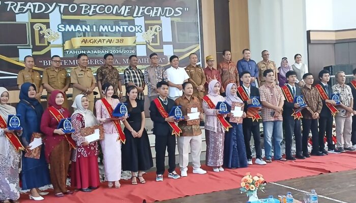 PT TIMAH Perkuat Dukungan untuk Pendidikan, Pelepasan Siswa SMAN 1 Mentok Berlangsung Meriah