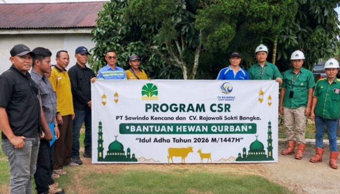 PT Sawindo Kencana dan CV Rajawali Sakti Bangka Salurkan Hewan Kurban ke 8 Desa di Bangka Barat dan Bangka