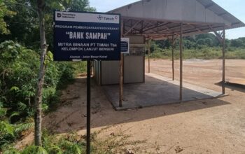 PT TIMAH Dorong Edukasi Pengelolaan Sampah Melalui Pembinaan Bank Sampah di Desa Sawang Laut