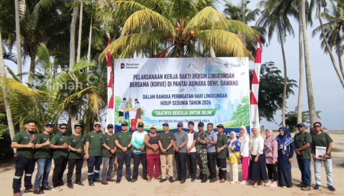 Peringati Hari Lingkungan Hidup Sedunia, PT TIMAH Tanam Pohon dan Bersihkan Pantai Asmara Dewi di Kabupaten Karimun