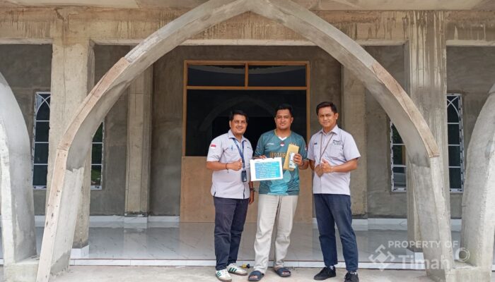 Tingkatkan Kenyamanan Beribadah, PT TIMAH Serahkan Bantuan Fasilitas untuk Surau Baitussalam