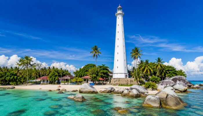 Mercusuar Pulau Lengkuas, Penjaga Laut Belitung yang Bertahan Lebih dari 140 Tahun