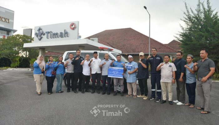 PT TIMAH Serahkan Ambulans untuk Warga Temberan, Perkuat Akses Pelayanan Kesehatan