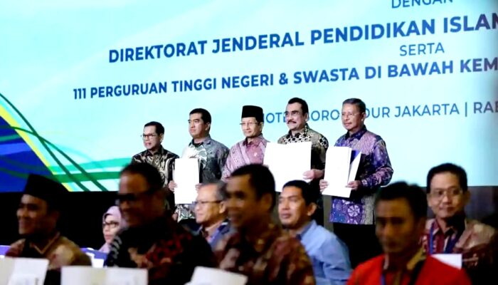 PERADI Profesional Cetak Rekor MURI, Gandeng 108 Perguruan Tinggi Keagamaan Perkuat Pendidikan Advokat