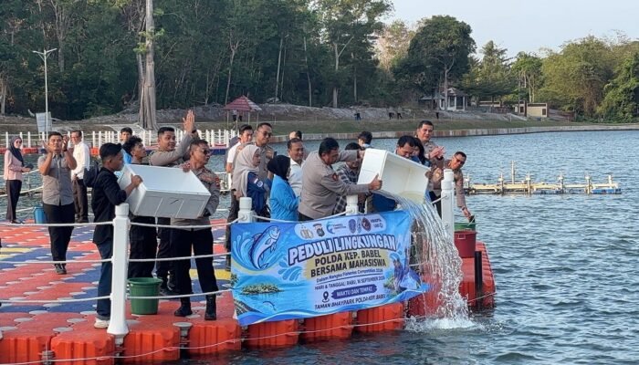 HIMAPTA UBB Tebar 10 Ribu Benih Ikan dan Tanam 100 Pohon, Gandeng Polda Babel Jaga Lingkungan