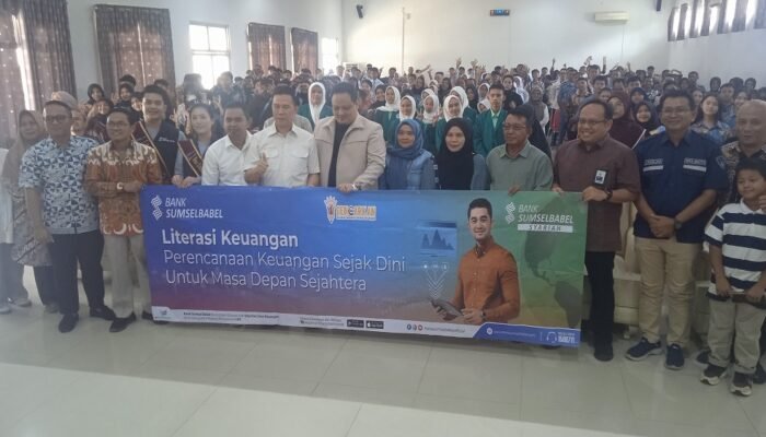 KTP di Tangan, Godaan Digital di Depan Mata! Eddy Iskandar Ingatkan Pelajar Jangan Terjebak Pinjol dan Judol