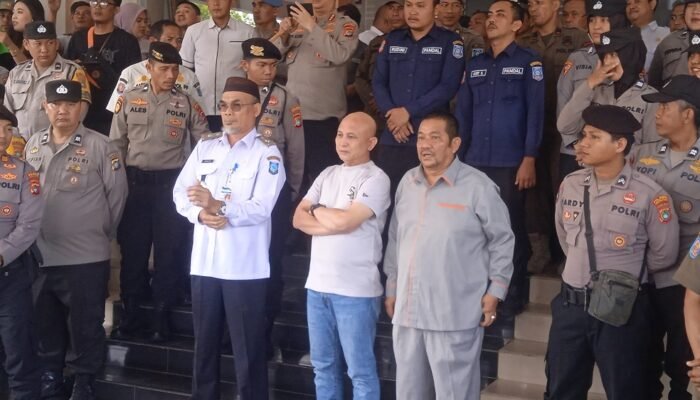 14 Hari Penentu Kasus Bedengung, Warga Serahkan Bukti Dugaan Pelanggaran kepada Pemkab Bangka Selatan